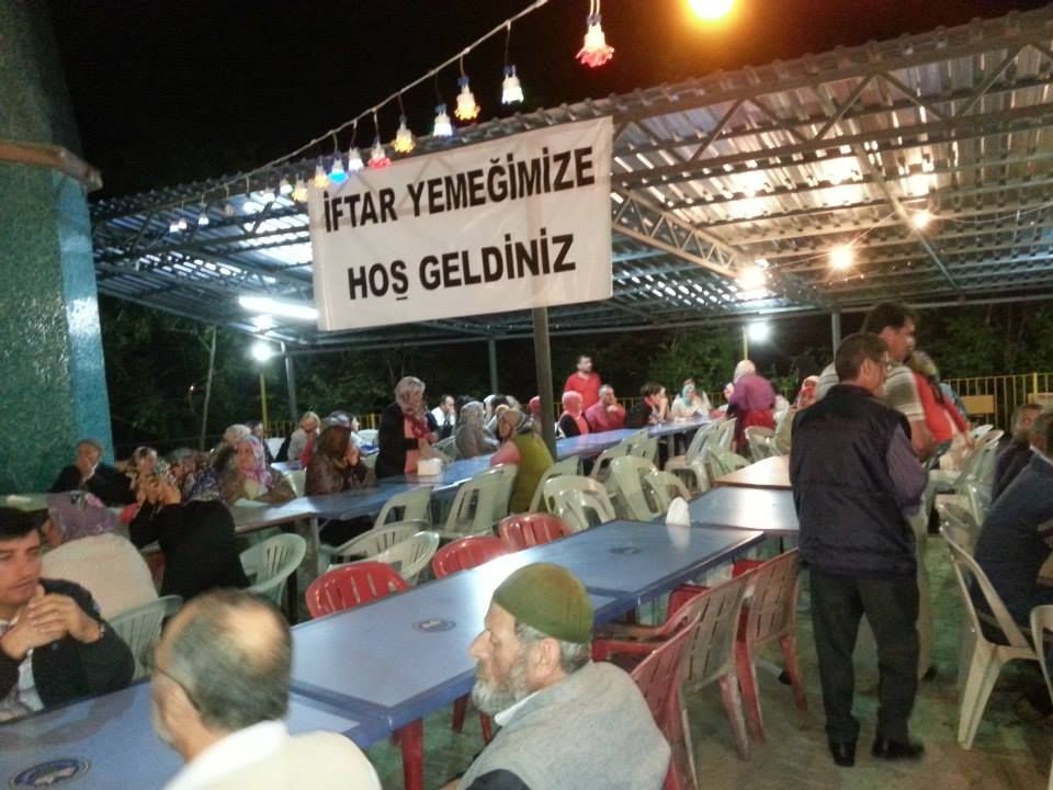 Yukarkyller ftar Yemeinde Buluuyor 2014